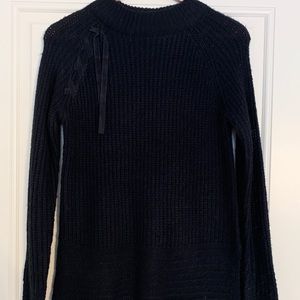 Black Sweater With Ribbon